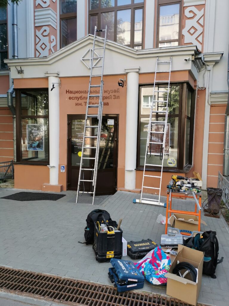 Фасадное освещение